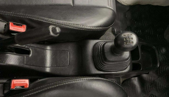 2022 Maruti Eeco 5 STR AC (O), Petrol, Manual, 11,636 km, Gear Lever