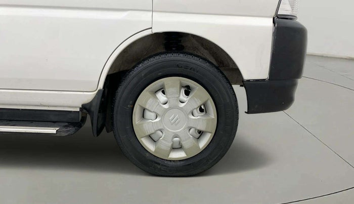 2022 Maruti Eeco 5 STR AC (O), Petrol, Manual, 11,636 km, Right Front Wheel