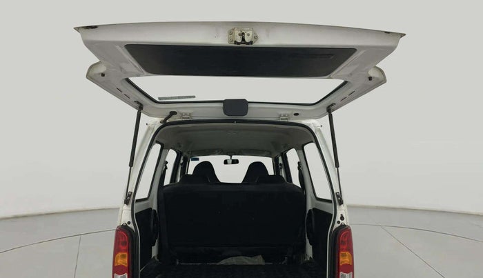 2022 Maruti Eeco 5 STR AC (O), Petrol, Manual, 11,636 km, Boot Door Open