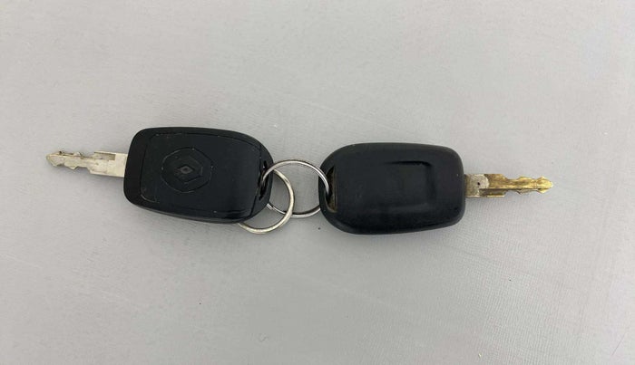 2016 Renault Kwid RXL, Petrol, Manual, 52,803 km, Key Close Up