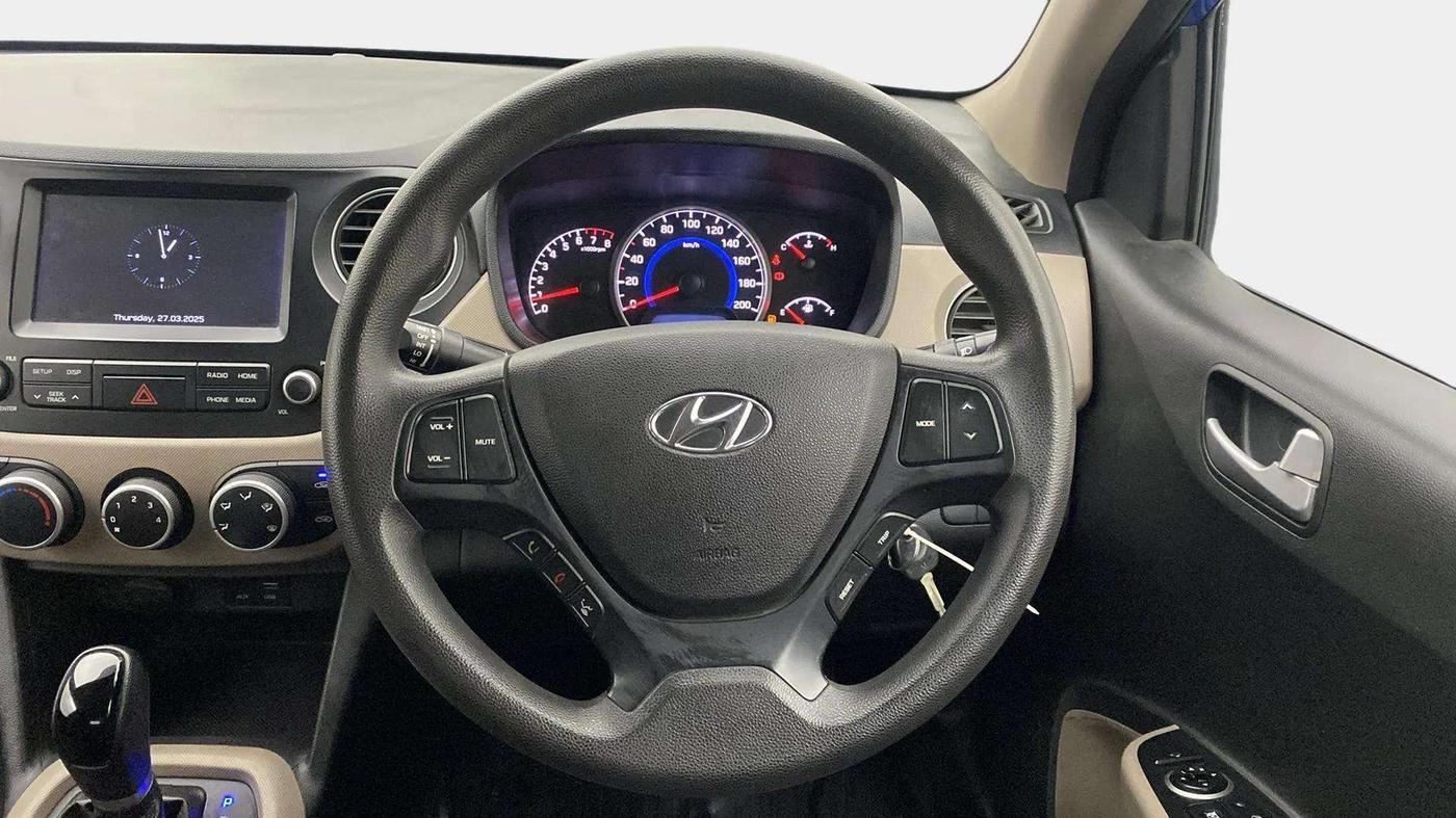 2018 Hyundai Grand i10 SPORTZ AT 1.2 KAPPA VTVT, Petrol, Automatic, 30,669 km, Steering Wheel Close Up