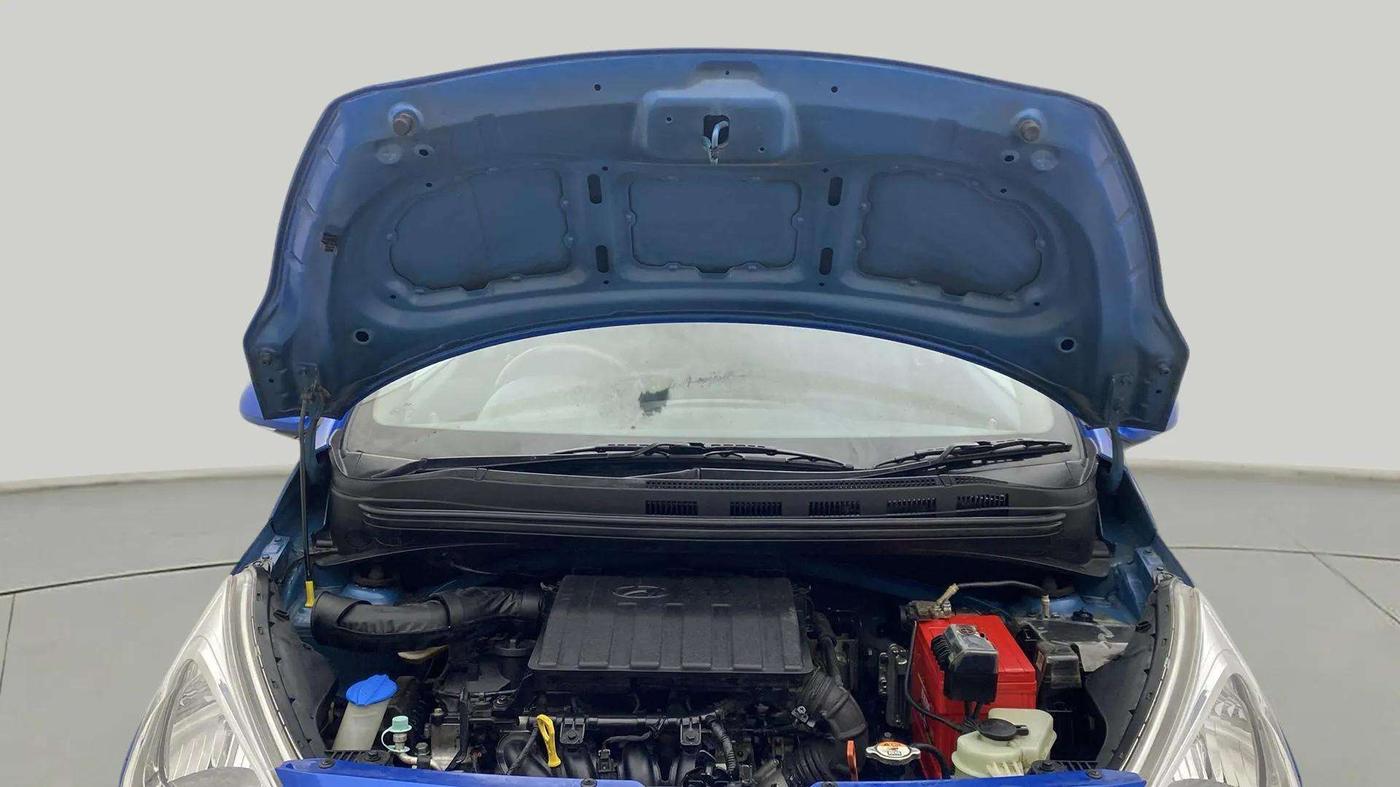 2018 Hyundai Grand i10 SPORTZ AT 1.2 KAPPA VTVT, Petrol, Automatic, 30,669 km, Open Bonet