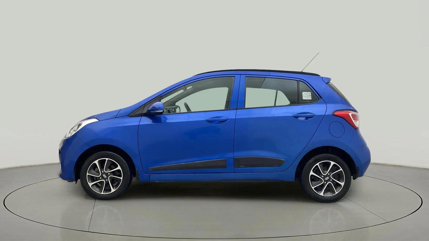 2018 Hyundai Grand i10 SPORTZ AT 1.2 KAPPA VTVT, Petrol, Automatic, 30,669 km, Left Side