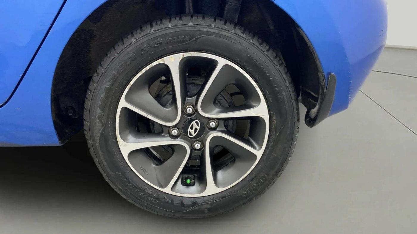 2018 Hyundai Grand i10 SPORTZ AT 1.2 KAPPA VTVT, Petrol, Automatic, 30,669 km, Left Rear Wheel