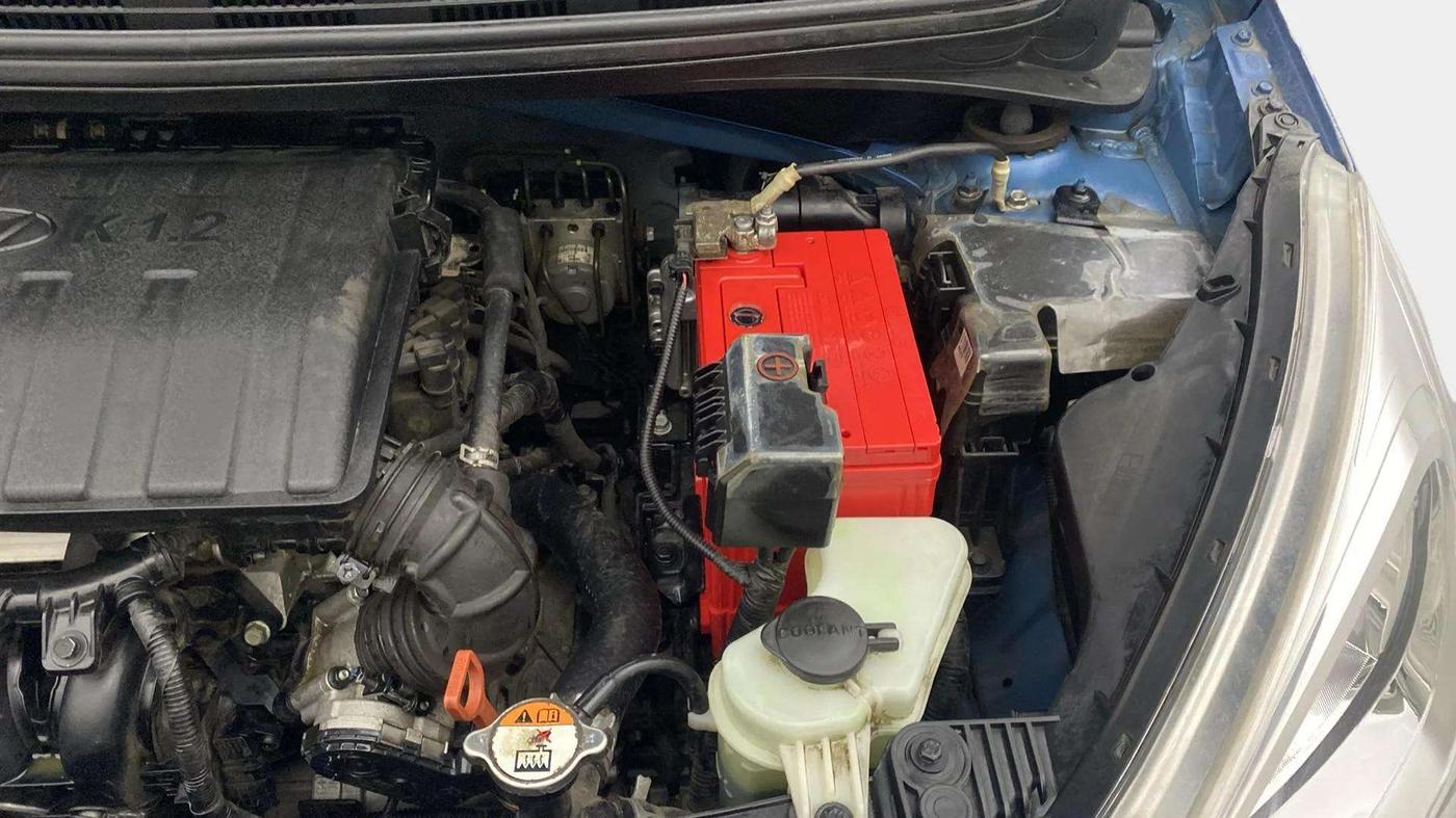 2018 Hyundai Grand i10 SPORTZ AT 1.2 KAPPA VTVT, Petrol, Automatic, 30,669 km, Engine View - Left