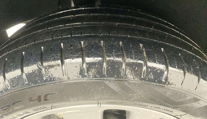 2019 Maruti Baleno ALPHA CVT PETROL 1.2, Petrol, Automatic, 44,370 km, Right Rear Tyre Tread