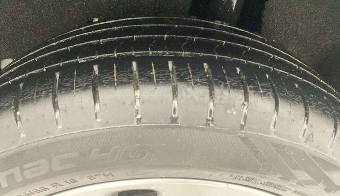 2019 Maruti Baleno ALPHA CVT PETROL 1.2, Petrol, Automatic, 44,370 km, Left Rear Tyre Tread