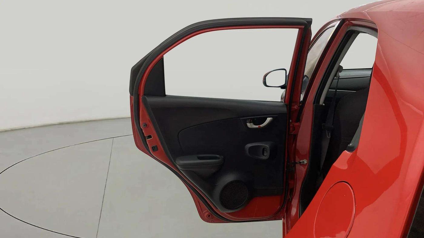 2016 Honda Brio VX AT, Petrol, Automatic, 74,058 km, LHS Rear Door