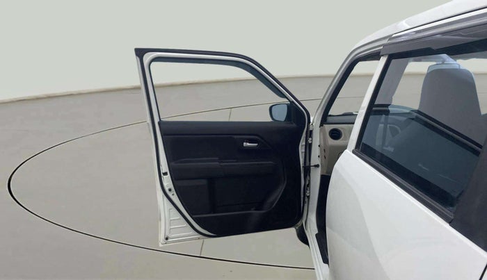 2022 Maruti New Wagon-R VXI CNG 1.0, CNG, Manual, 36,382 km, LHS Front Door
