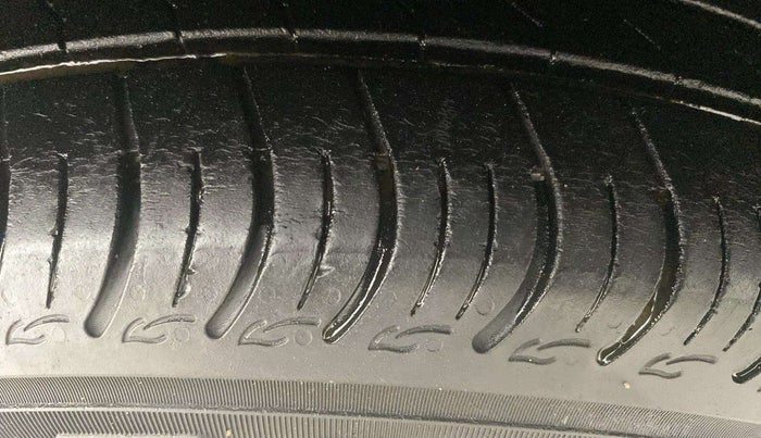 2022 Maruti New Wagon-R VXI CNG 1.0, CNG, Manual, 36,382 km, Right Rear Tyre Tread