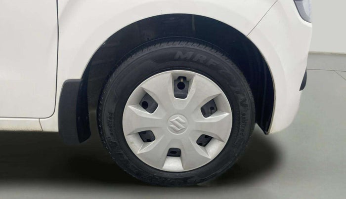 2022 Maruti New Wagon-R VXI CNG 1.0, CNG, Manual, 36,382 km, Right Front Wheel