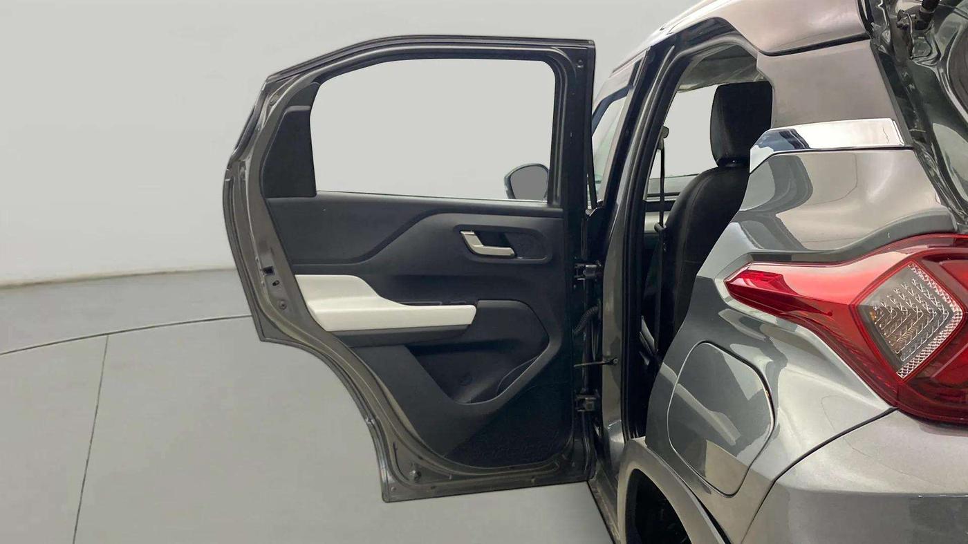 2024 Tata PUNCH CREATIVE  AMT, Petrol, Automatic, 11,842 km, LHS Rear Door