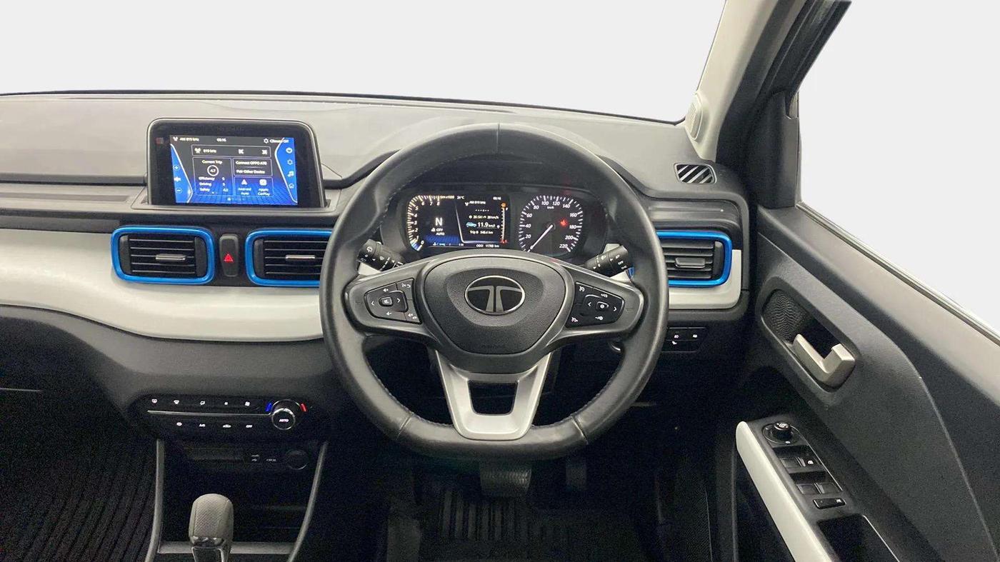 2024 Tata PUNCH CREATIVE  AMT, Petrol, Automatic, 11,842 km, Steering Wheel Close Up