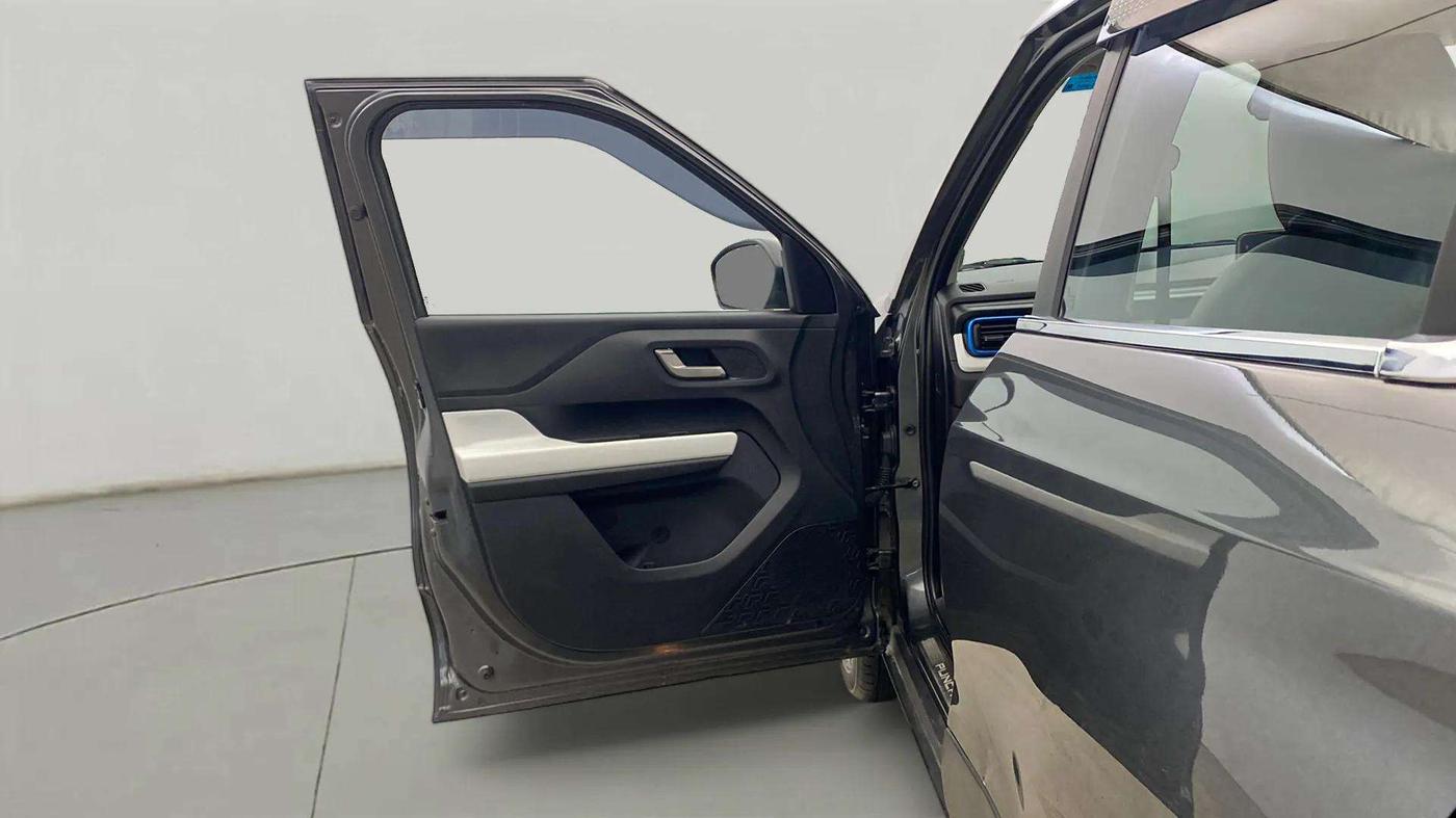 2024 Tata PUNCH CREATIVE  AMT, Petrol, Automatic, 11,842 km, LHS Front Door