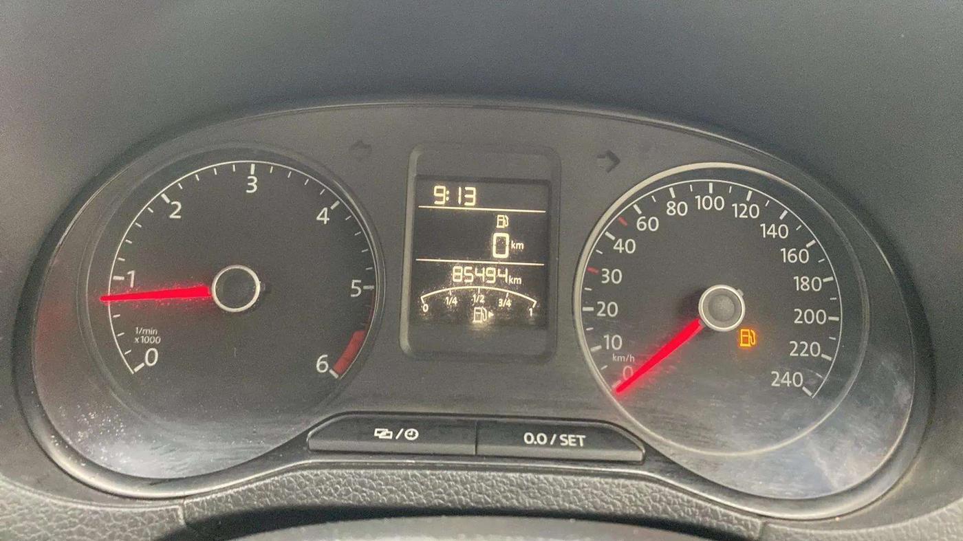 2018 Volkswagen Polo HIGHLINE PLUS 1.5 16 ALLOY, Diesel, Manual, 85,471 km, Odometer Image