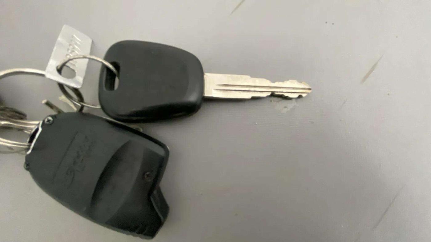 2015 Maruti Ritz VXI, Petrol, Manual, 36,438 km, Key Close Up