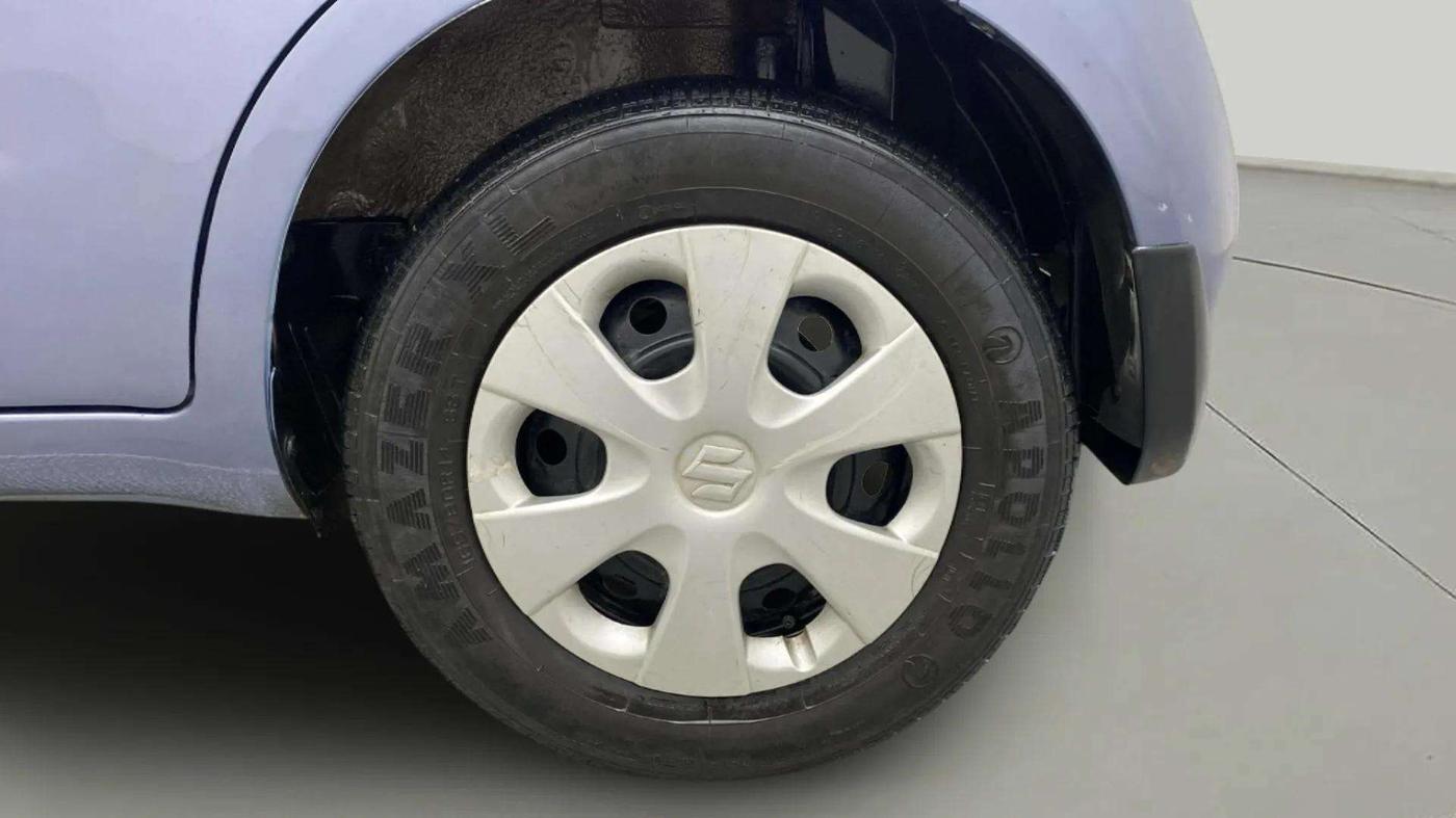 2015 Maruti Ritz VXI, Petrol, Manual, 36,438 km, Left Rear Wheel