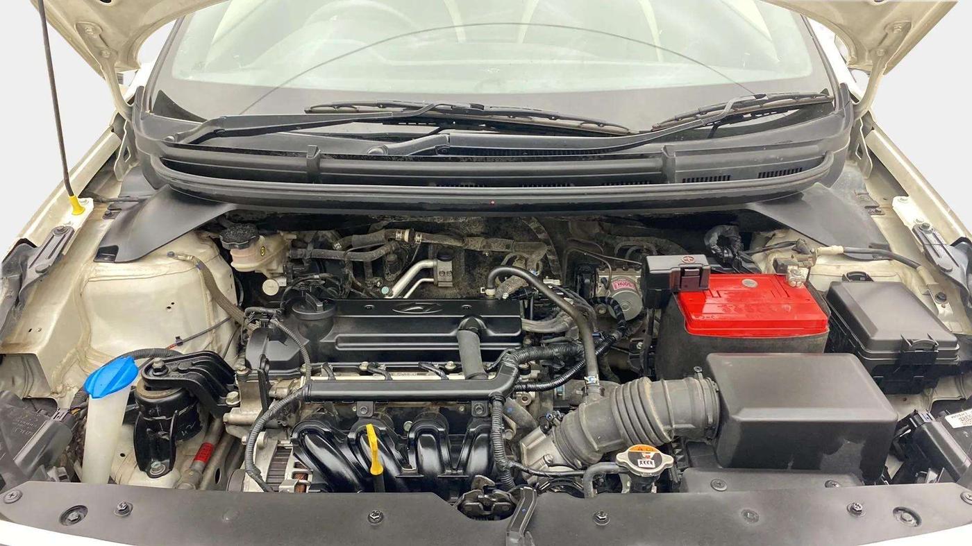 2017 Hyundai i20 Active 1.2 SX, Petrol, Manual, 47,734 km, Engine View