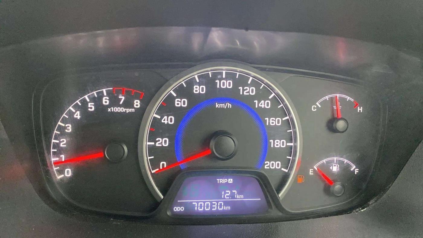 2016 Hyundai Grand i10 SPORTZ 1.2 KAPPA VTVT, Petrol, Manual, 70,045 km, Odometer Image