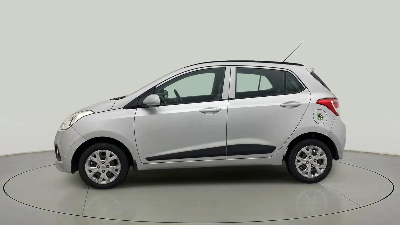 2016 Hyundai Grand i10 SPORTZ 1.2 KAPPA VTVT, Petrol, Manual, 70,045 km, Left Side