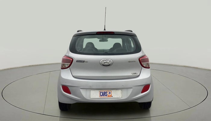 2016 Hyundai Grand i10 SPORTZ 1.2 KAPPA VTVT, Petrol, Manual, 70,045 km, Back/Rear