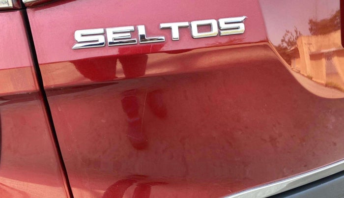 2022 KIA SELTOS HTK PLUS 1.5 IMT, Petrol, Manual, 28,967 km, Dicky (Boot door) - Minor scratches