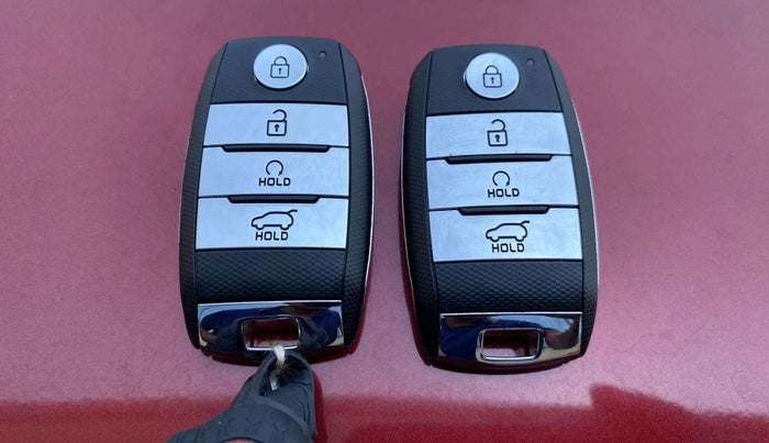 2022 KIA SELTOS HTK PLUS 1.5 IMT, Petrol, Manual, 28,967 km, Key Close Up
