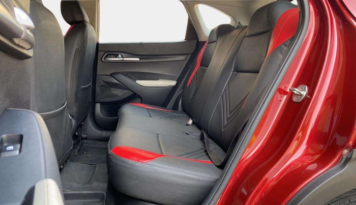 2022 KIA SELTOS HTK PLUS 1.5 IMT, Petrol, Manual, 28,967 km, Right Side Rear Door Cabin