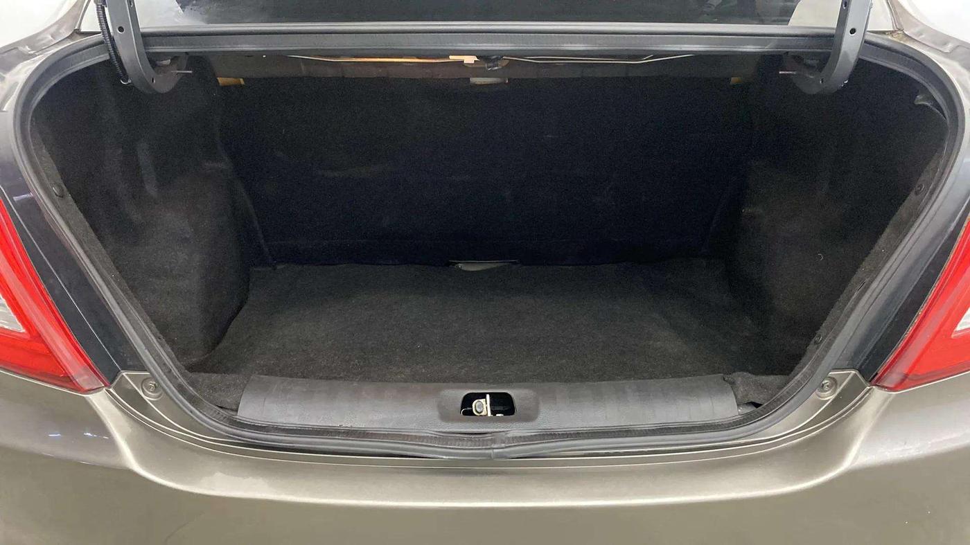 2017 Maruti Swift Dzire VXI, Petrol, Manual, 35,594 km, Boot Open Zoomed View