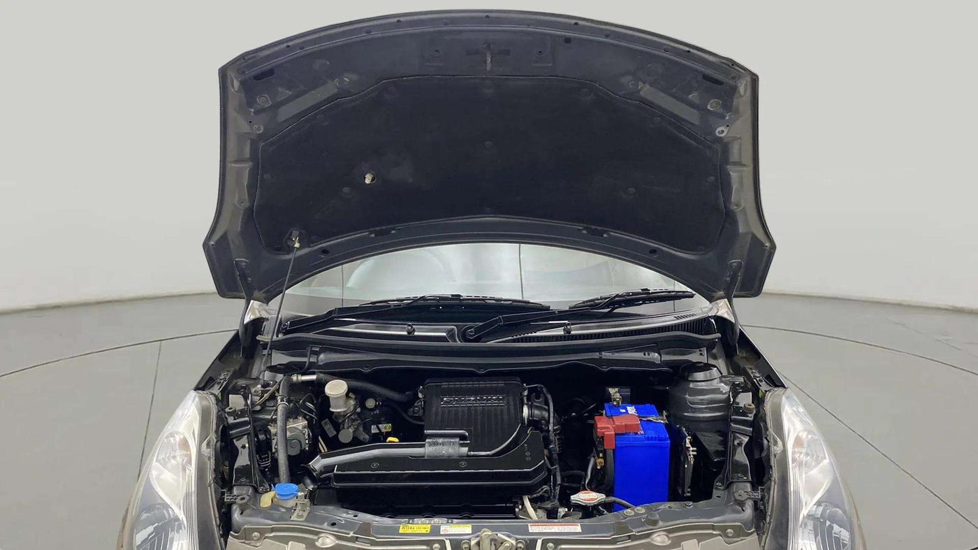 2017 Maruti Swift Dzire VXI, Petrol, Manual, 35,594 km, Open Bonet