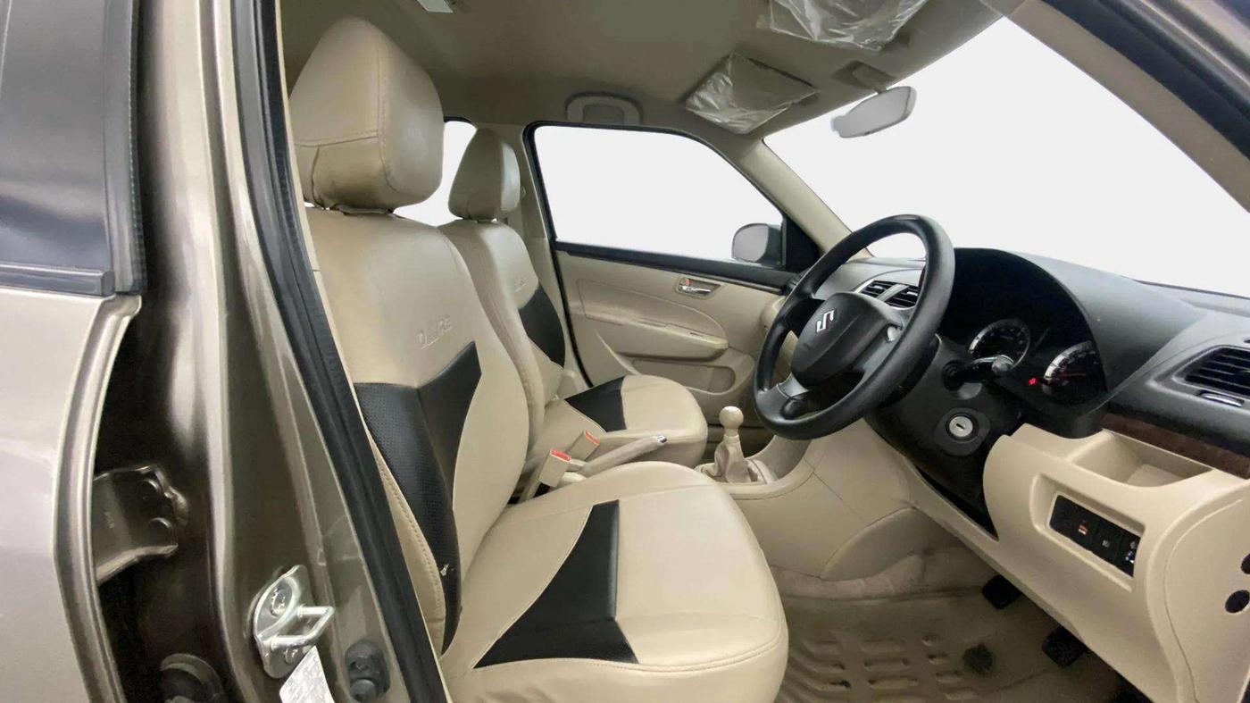 2017 Maruti Swift Dzire VXI, Petrol, Manual, 35,594 km, Right Side Front Door Cabin
