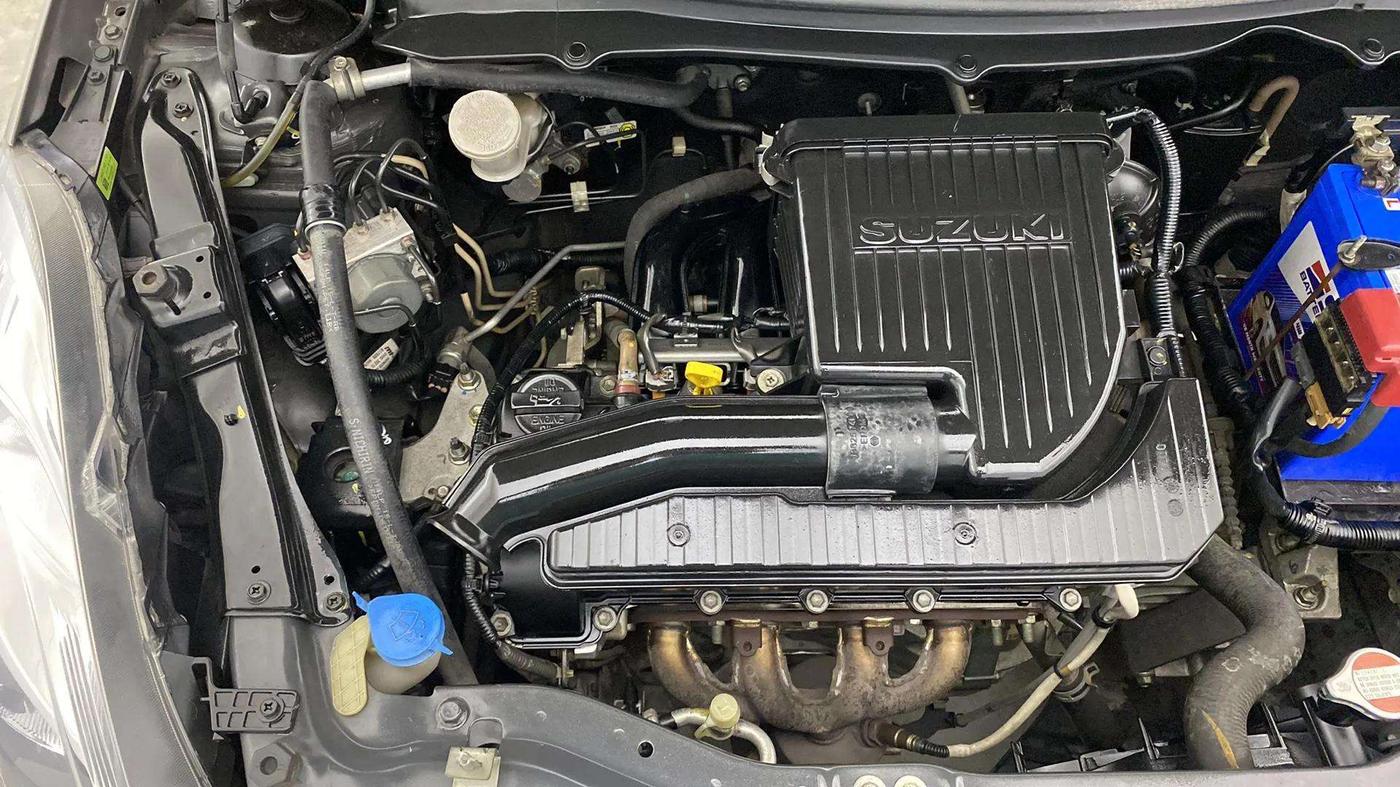 2017 Maruti Swift Dzire VXI, Petrol, Manual, 35,594 km, Engine View - Right