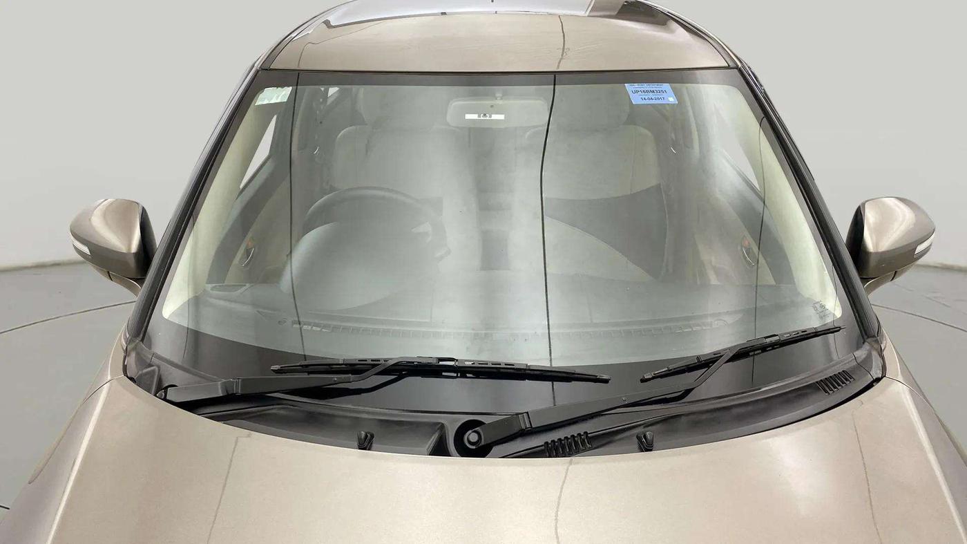 2017 Maruti Swift Dzire VXI, Petrol, Manual, 35,594 km, Front Windshield