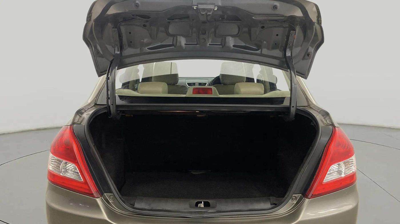 2017 Maruti Swift Dzire VXI, Petrol, Manual, 35,594 km, Boot Inside