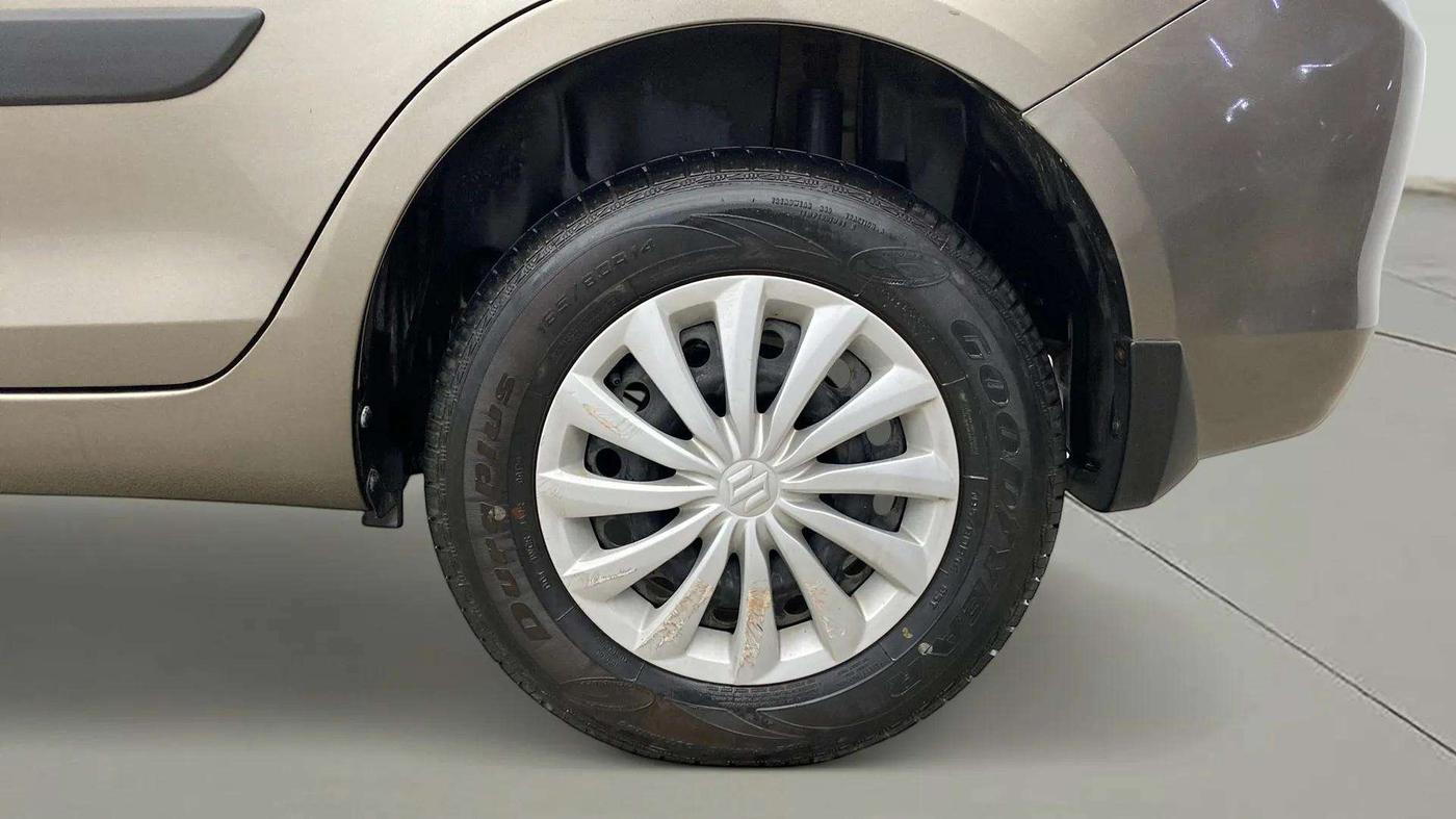 2017 Maruti Swift Dzire VXI, Petrol, Manual, 35,594 km, Left Rear Wheel