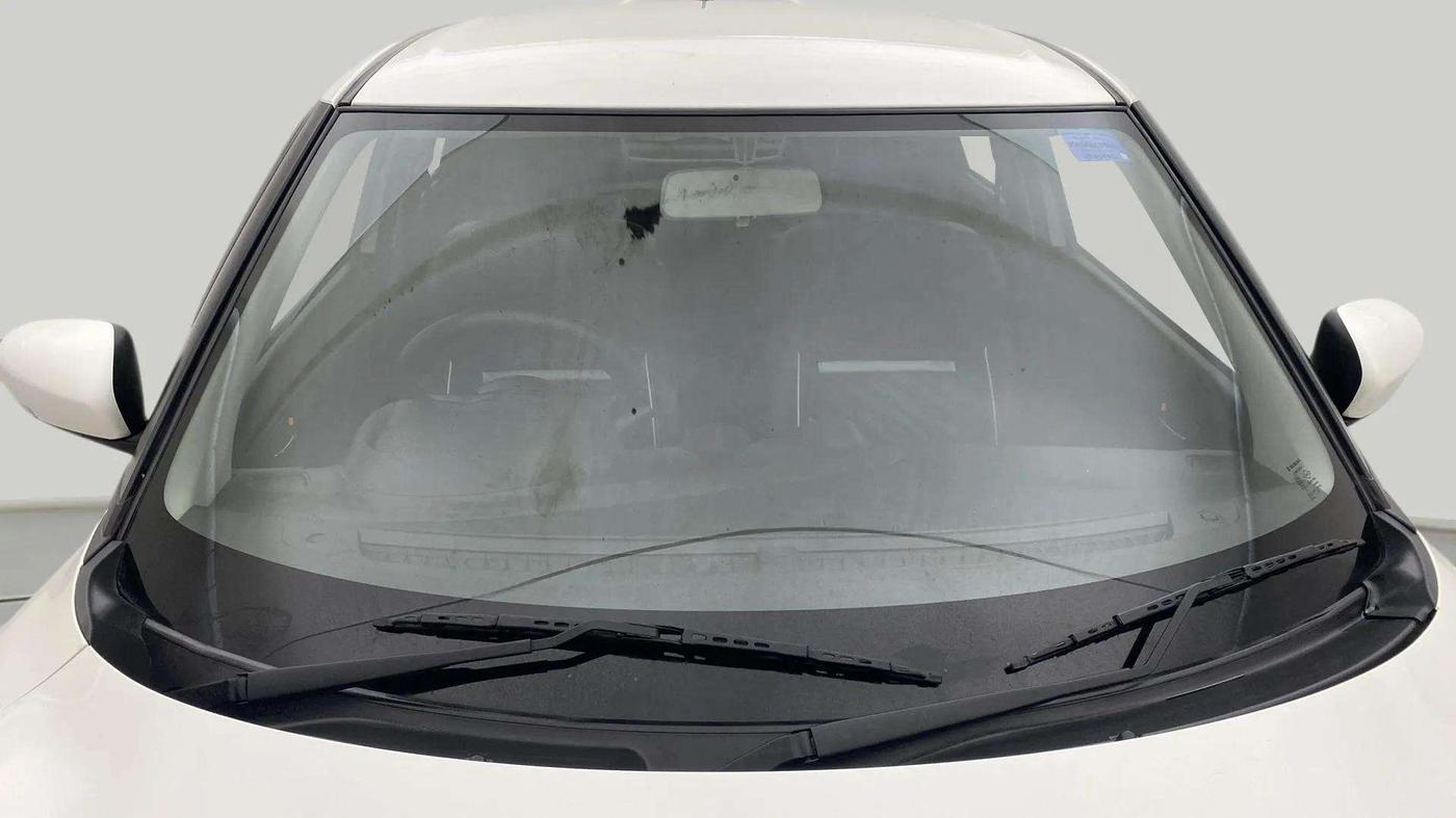 2023 Maruti Swift VXI, Petrol, Manual, 17,684 km, Front Windshield