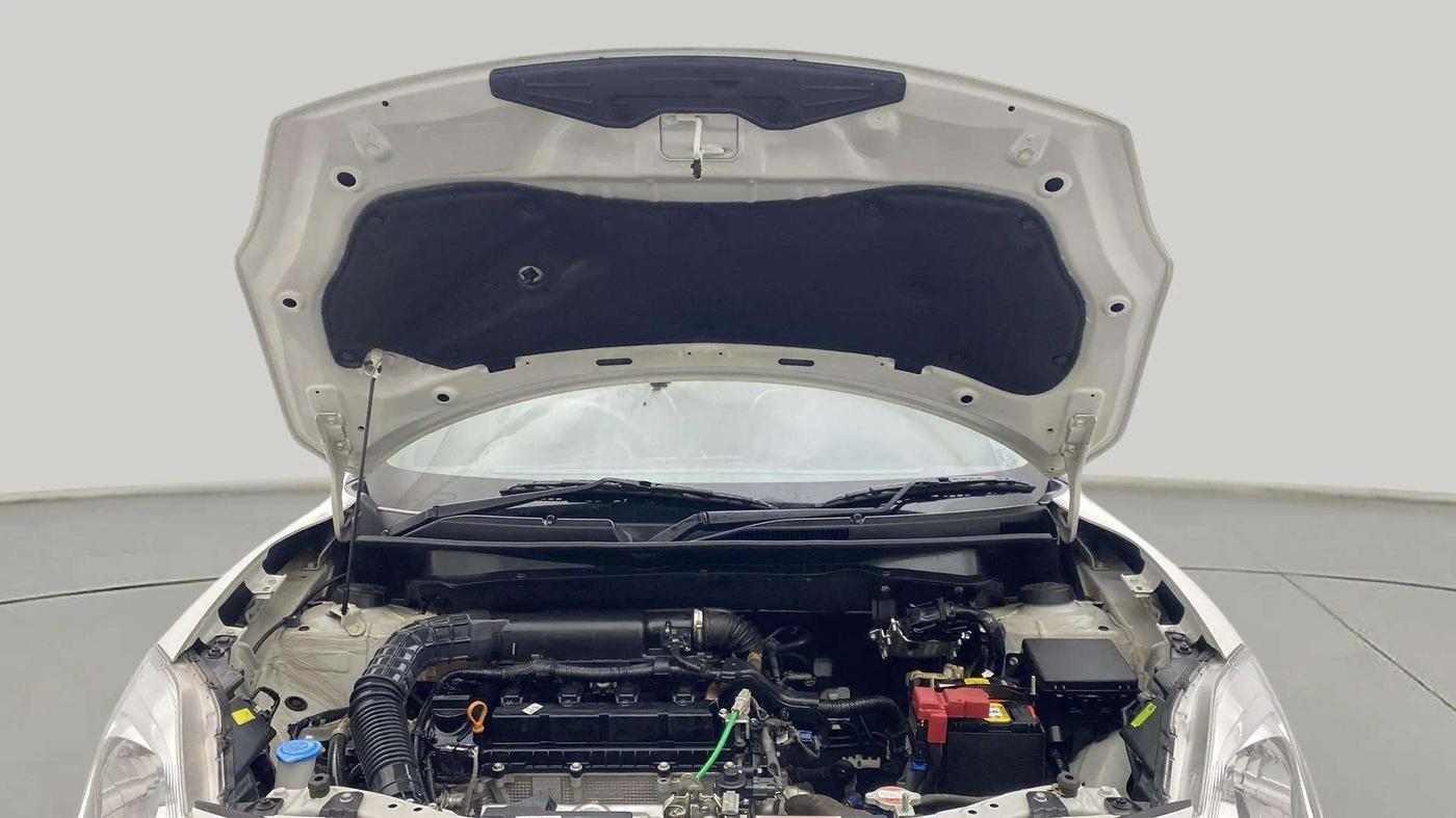 2023 Maruti Swift VXI, Petrol, Manual, 17,684 km, Open Bonet