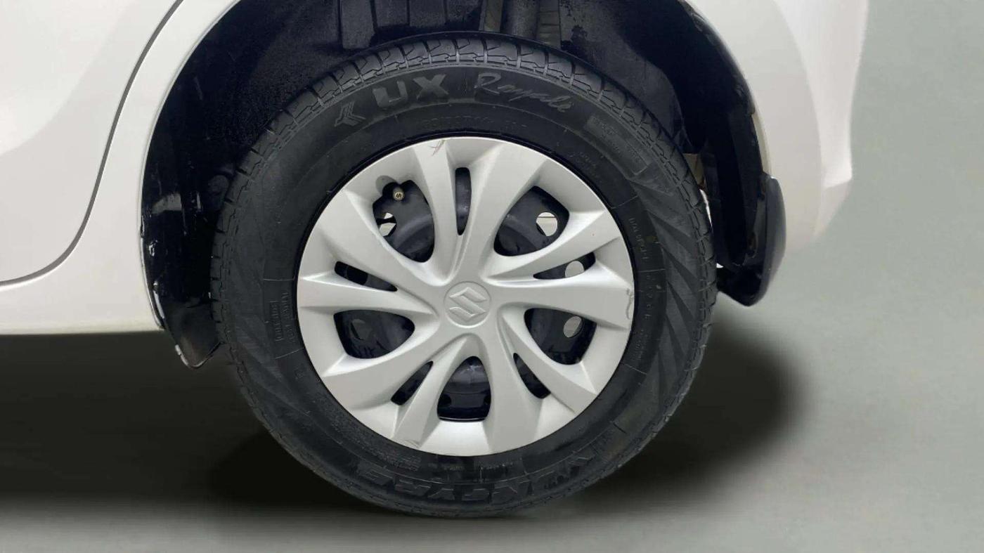 2023 Maruti Swift VXI, Petrol, Manual, 17,684 km, Left Rear Wheel