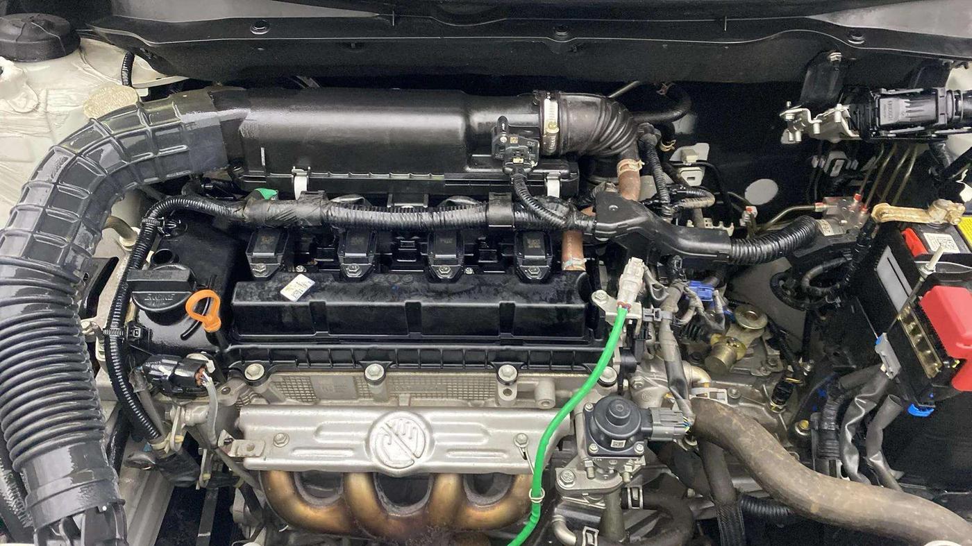 2023 Maruti Swift VXI, Petrol, Manual, 17,684 km, Engine View