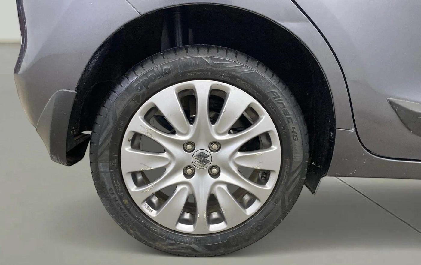 2018 Maruti Baleno ALPHA PETROL 1.2, Petrol, Manual, 52,698 km, Right Rear Wheel