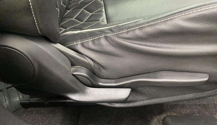 2018 Maruti Baleno ALPHA PETROL 1.2, Petrol, Manual, 52,698 km, Driver Side Adjustment Panel