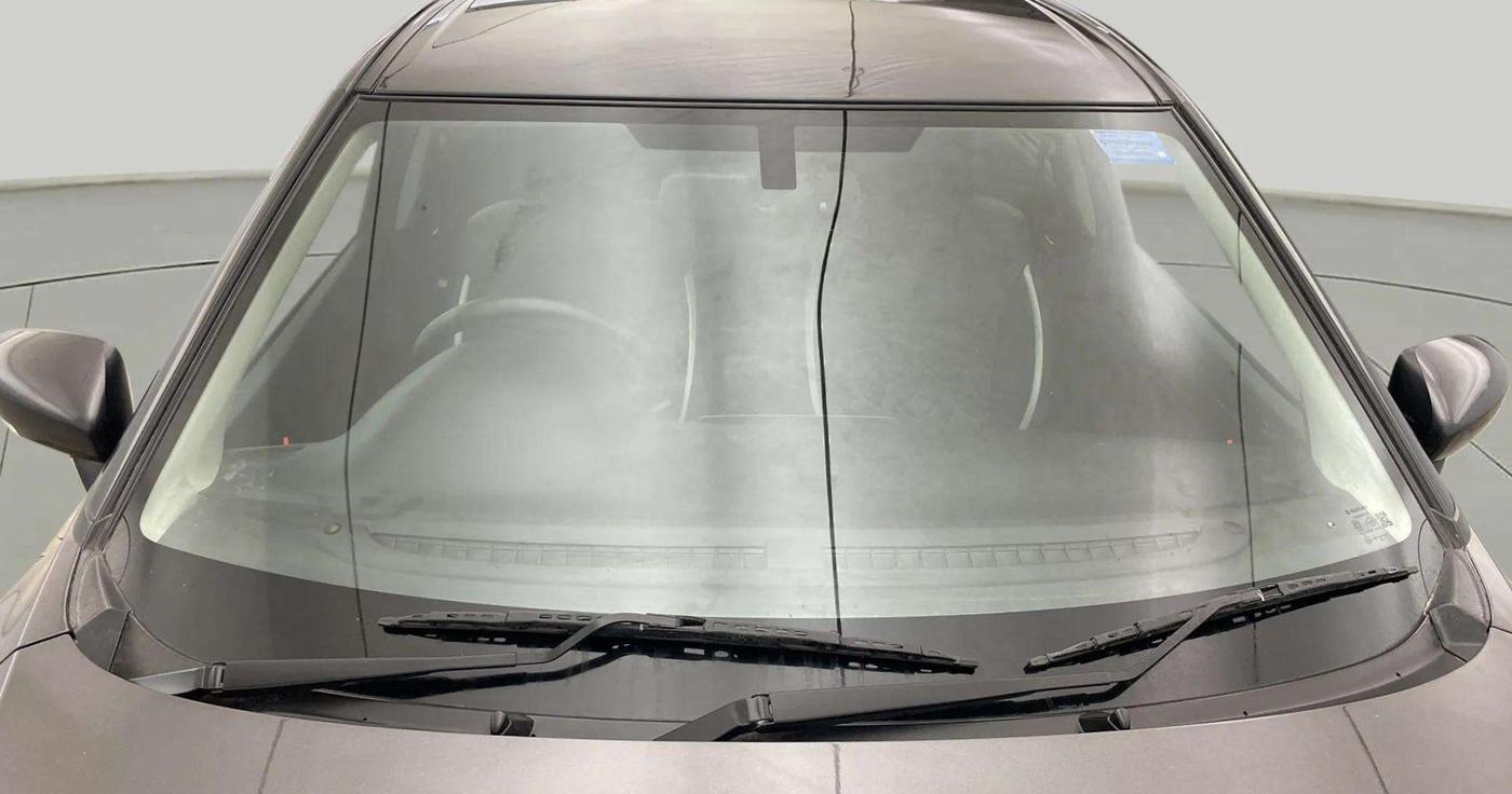 2018 Maruti Baleno ALPHA PETROL 1.2, Petrol, Manual, 52,698 km, Front Windshield