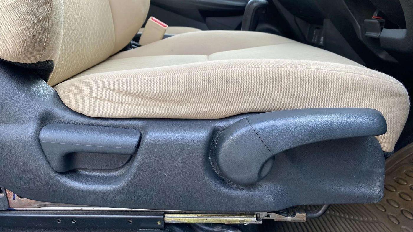 2019 Honda Jazz 1.2L I-VTEC VX CVT, Petrol, Automatic, 19,455 km, Driver Side Adjustment Panel