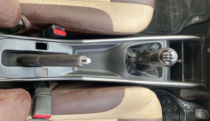2016 Maruti Baleno DELTA PETROL 1.2, Petrol, Manual, 36,771 km, Gear Lever