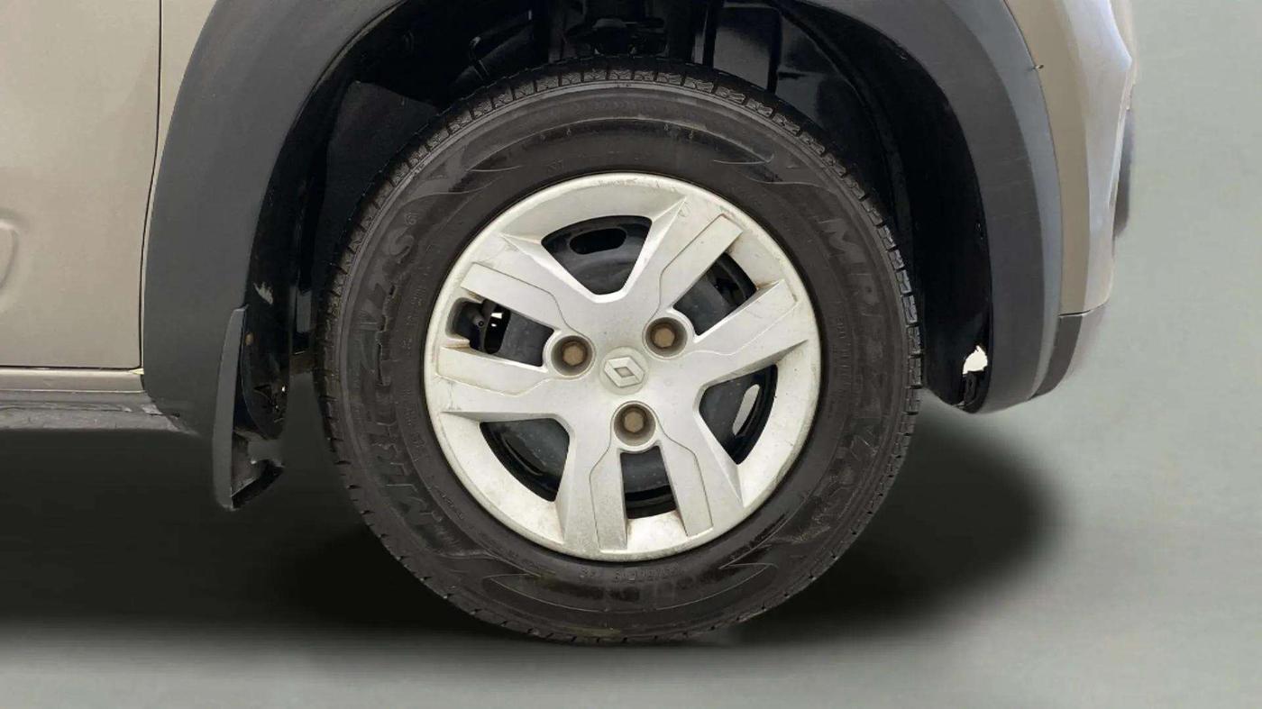 2017 Renault Kwid RXT 0.8, Petrol, Manual, 95,039 km, Right Front Wheel
