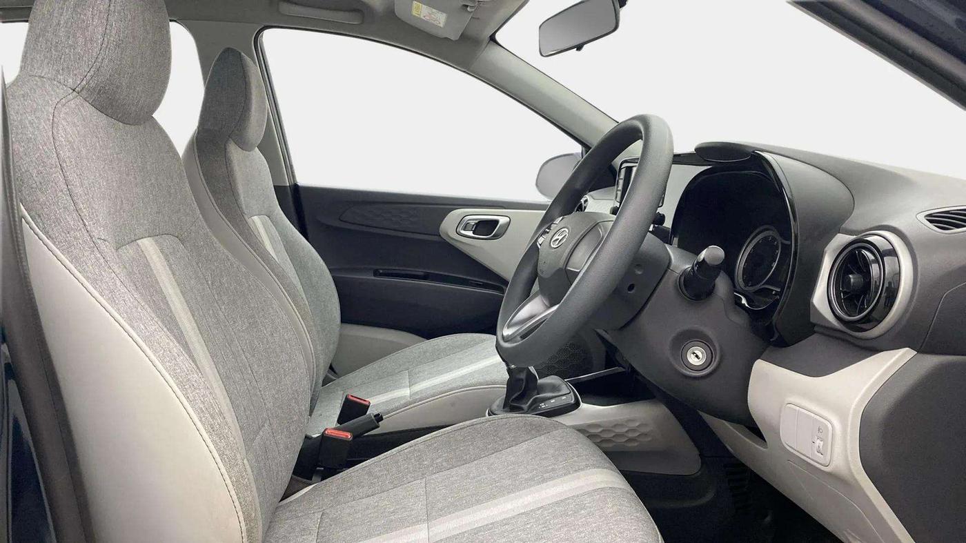2022 Hyundai GRAND I10 NIOS SPORTZ AMT 1.2 KAPPA VTVT, Petrol, Automatic, 12,930 km, Right Side Front Door Cabin