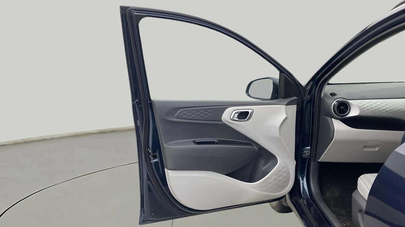 2022 Hyundai GRAND I10 NIOS SPORTZ AMT 1.2 KAPPA VTVT, Petrol, Automatic, 12,930 km, LHS Front Door