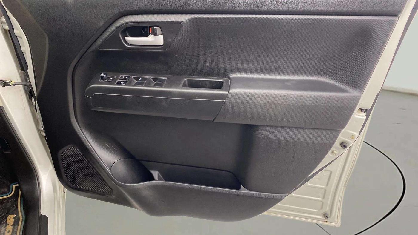2021 Maruti New Wagon-R ZXI 1.2, Petrol, Manual, 14,220 km, Driver Side Door Panels Control