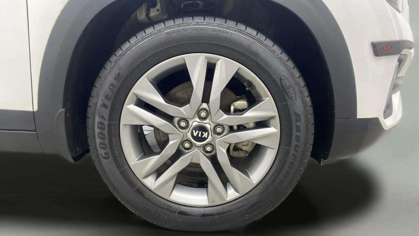 2019 KIA SELTOS HTX IVT 1.5 PETROL, Petrol, Automatic, 34,139 km, Right Front Wheel