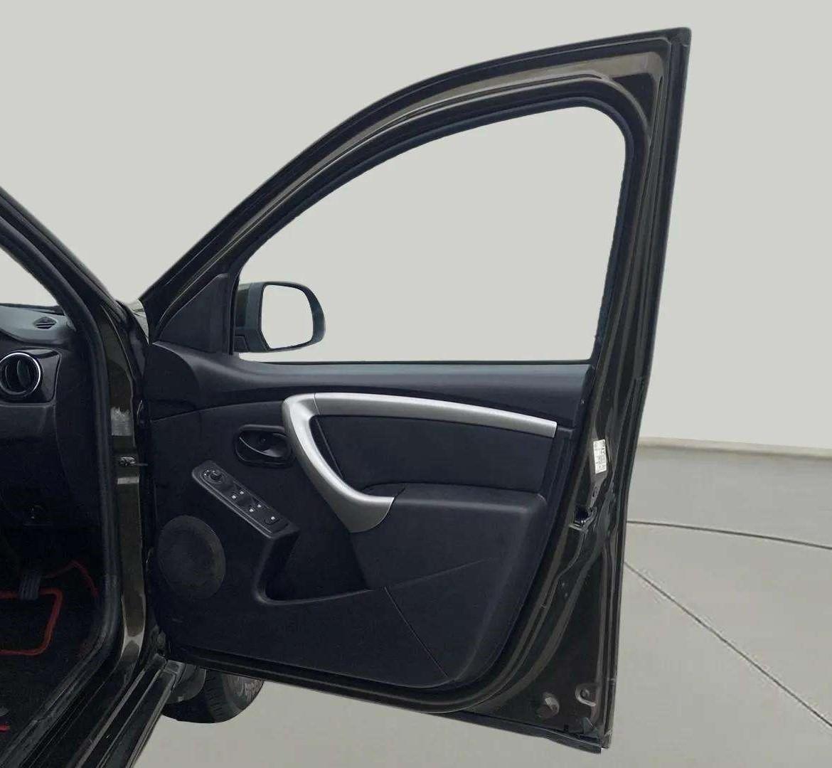 2019 Renault Duster 85 PS RXS MT DIESEL, Diesel, Manual, 56,133 km, RHS Front Door